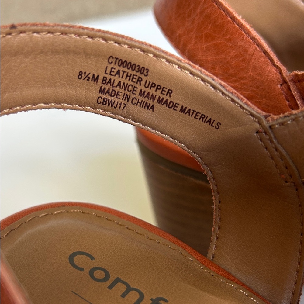 Comfortiva Women's Orange Perforated Sandals. Size 8.5 - Picture 7 of 9
